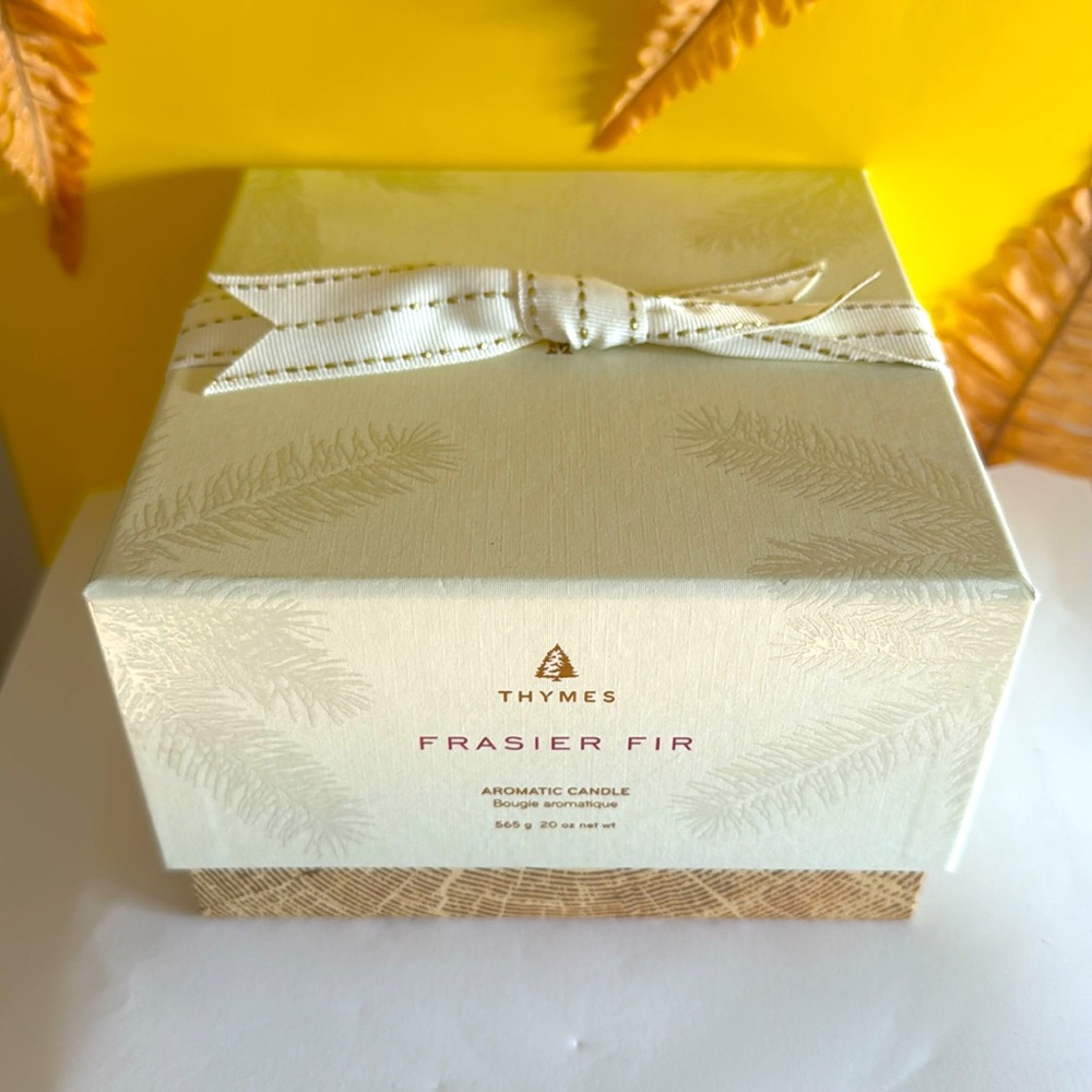 Thymes Frasier Fir Candle 3 wick 20 oz - Picture 3 of 9
